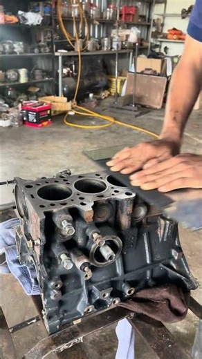 #CleaningCylinderBlock#EngineRebuild#EngineRepair#DieselEngine#EngineOverhaul#MechanicLife
