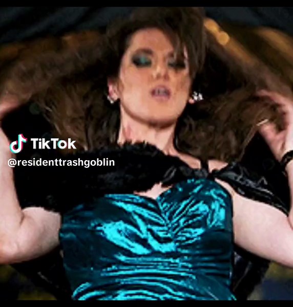 Kaniehtiio Horn: The Deer Lady | Reservation Dogs Actress