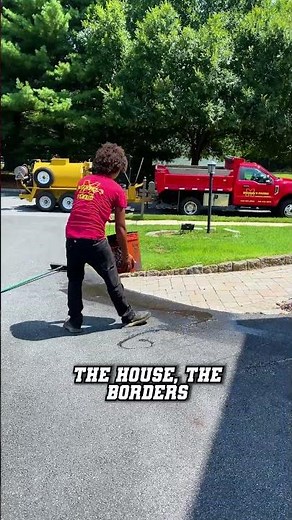 Sealcoating an Asphalt Driveway 🚧