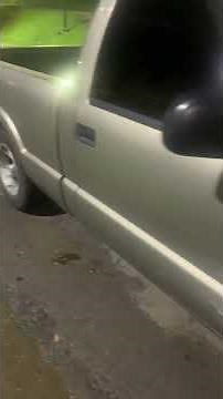 2000 Chevy s10 2.2l 2wd fuel pump replacement and wire connector in 2nd video