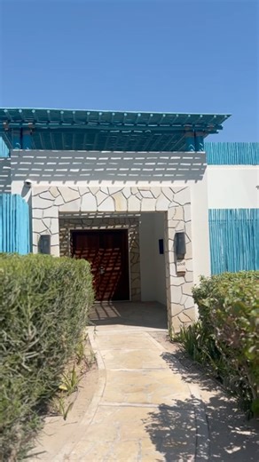 Brand new dreamy sea view pool villas now open. Timeless views in total privacy. Anantara Hotels & Resorts #luxuryescapes #qatar | Banana Island Resort Doha by Anantara