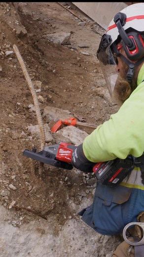 Cold Cuts, Less Sparks Than Abrasives. M18 FUEL™ #10 (1-1/4") Rebar Cutter. | Milwaukee Tool