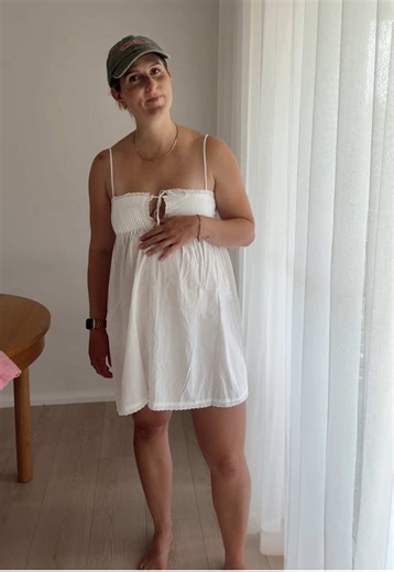 Robe is a big yes ! But should I keep the dress or send back ? Robe purchased from @NALA WILD #unboxing #keeporreturn #pregnancyoutfit #hospitalbag