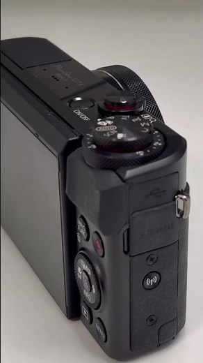 Why The Canon G7X Mark II Is Still Worth Buying