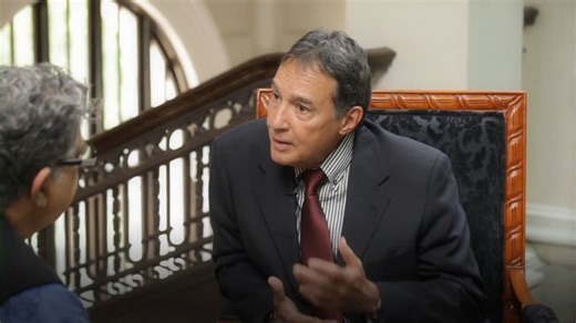 Curious Minds: Deepak Chopra S01:E19 - The Mind Body Code