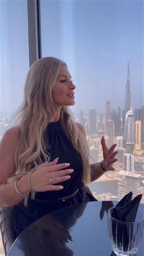 Jodi Reynolds - Real estate entrepreneur, Airbnb strategist on Instagram: "Fast cash flow means nothing without structure Many chase serviced accommodation for the quick turnaround Rent to rent in the UK Buy and convert overseas Keys in one week, cash flow in two The speed is real But without systems, it’s chaos The real question is Can your business move fast and stay under control Operations are built on clarity, not pace It’s easy to earn quickly It’s harder to run properly DM the word “SYSTE