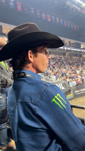 Nothing like having Coach JB Mauney back on the chutes 🤜 | Oklahoma Wildcatters