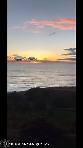 Portal Opens For USO Underwater UFOs Stealth Alien Fleet Invasion in Pacific Ocean Alien Sunset #uso #igorkryan #underwaterufo #portal #pacificocean #underwaterbase #aliens #ufo | Creator’s Riddle: Darwin vs. God | Facebook