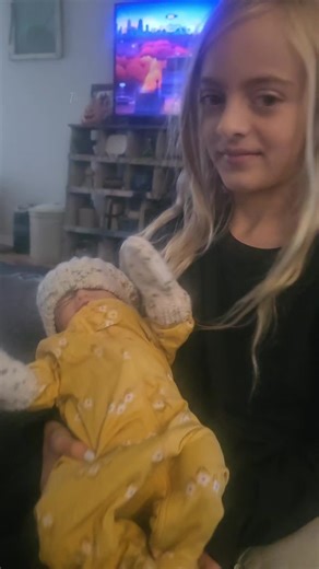 This doll is so realistic — my daughter plays with her every single day! Such a sweet gift idea for your little one who loves baby dolls. 🎁👶 #GiftIdeasForKids #babydoll #ChristmasGiftIdeas #giftidea #MomFinds