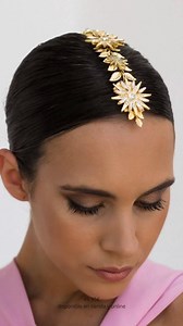 6.7K views | Hemos añadido complementos para el pelo a nuestra página...