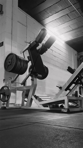 THE MAMMOTH🦣 MR DO OR DIE MFS😈 on Instagram: "360 KG LOCK AND LOAD MFS 🦣⚔️ 360KG FRONT SQUATS GETTING SMASHED AT SANTINO’S GYM IN DERBY MAMMOTH LEG DAY LAST WEEK — ALL SETS FILMED 🎥 YOUTUBE VIDEO COMING SOON, STAY TUNED LEG DAY LAST WEEK WAS INSANE 😈😈 VERY SIMILAR VIBE TO MY OWN GYM HARDCORE, QUIET, AND NASTY PROPER WORK GOT DONE LOVED THE FRONT SQUAT MACHINE AND THE PRECOR LEG PRESS WILL DEFINITELY BE BACK TO TRAIN THERE AGAIN GONNA BE REAL THIS LAST WEEK HAS BEEN ROUGH MENTALLY AND PHYSI