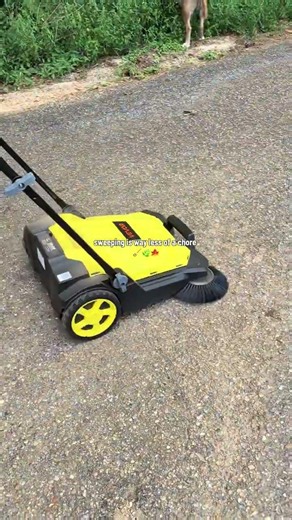 Manual floor sweeper review for leaves, dirt, and garage debris