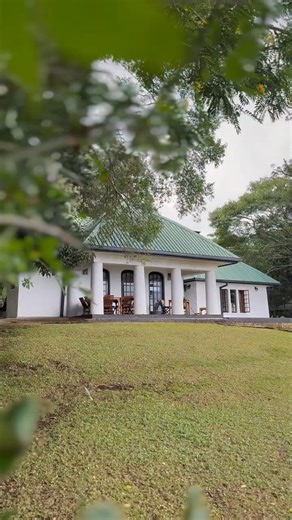 Echoes of the Thotalagala : Reverend Walter Stanley Senior and the Soul of Lanka