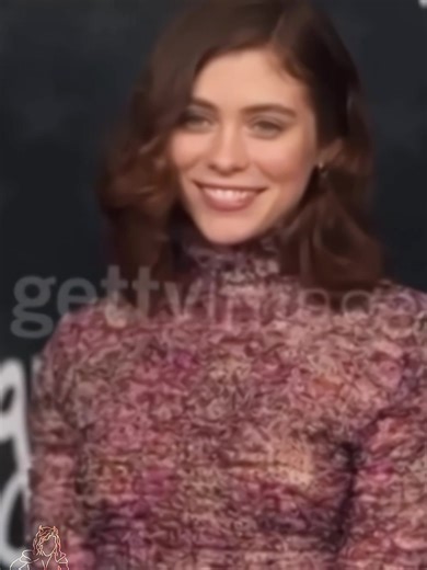 #SOPHIALILLIS || she looked so good in this outfit!! i need to see more of her at cca. also she deserved to win😩 || #sophialillisedit #criticchoiceaward #fyp #sophialillis