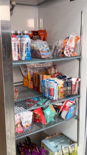 Finding and retaining great mechanics. Don’t overlook anything that could be done to improve their life 👨‍🔧 #autoshop #autorepair #carrepair #enginebuild | Dave's Auto Center