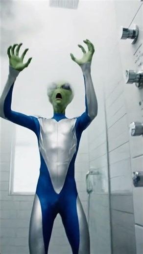 Alien Takes First Human Shower - CHAOS!
