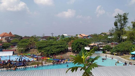 Daya Tarik dan Harga Tiket Masuk Umbul Pelem Waterpark, Wisata Keluarga di Klaten