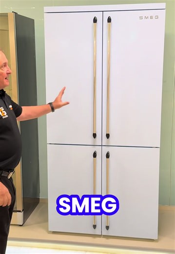 S tyle meets space with the Smeg Victoria American Style French Door Fridge Freezer. Available in Pastel Blue, Cream and Black, this stunning range combines classic Smeg design with the practicality of a large American-style fridge freezer. With wide French doors, a well-laid-out interior and plenty of storage space, it’s perfect for busy kitchens that need both style and functionality. ✔ Spacious fridge and freezer compartments ✔ Smart internal layout to keep everything organised ✔ Iconic Smeg 