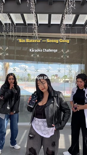 KARAOKE CHALLENGE