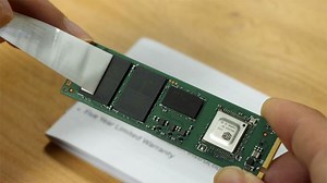 QLC固态也能跑PCIE3.0x4满速 英特尔 670p SSD 深度评测