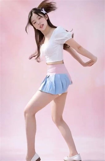 Bass Down Low Dance Challenge 🔥 Clean Full-Body Groove & Hip Shake