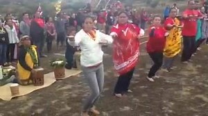 WEB EXTRA: Aunty Vicky Holt Takamine and Kumu Hulu Mapuana de Silva with halau on Mauna Kea Watch Brenton Awa's report: http://on.kitv.com/1EHjmiS #HInews #HawaiiNews #808news #TMT #TMTshutdown | KITV4