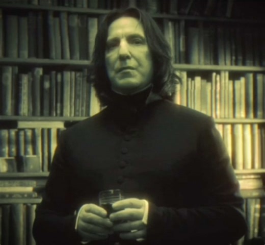 #OCxCANON — severus being emo about his (not) boyfriend.. again #antijkr #severussnape #harrypotteroc #harrypotter