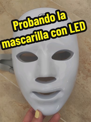 Mascarilla facial LED con varios colores para cuidar la piel 💆‍♀️✨ Cada luz está pensada para una necesidad distinta: 🔴 ayuda a mejorar el aspecto de la piel y la luminosidad 🔵 ideal para pieles con imperfecciones 🟢 equilibra y calma la piel 🟡 aporta sensación de frescor y vitalidad 🟣 combinación de luces para un cuidado más completo Fácil de usar en casa y perfecta para tu rutina facial 🩷 #skincare #rutinafacial #beautytools #tiktokshop #cuidadopersonal