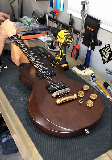 1980 Hondo ll Professional. This is an awesome guitar. Dual humbuckers, brass nut, solid mahogany body construction, mahogany neck with a rosewood fretboard. Japanese Matsumoku made. This guitar plays so easy and sounds so good I want to keep it for my personal collection. This was a relatively quick set up, some shaping and polishing on the frets, cleaned the pots, ran some new strings and dialed in the action/intonation. This thing is a blast to play. #hondoguitars #hondo #matsumoku #japanese