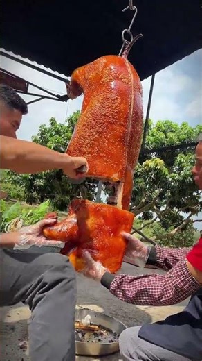 Traditional Pit-Roasted Crispy Pork: The Ultimate Golden Crunch | Home Kitchen China
