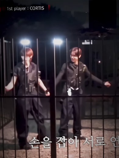 nắm chặt quá he🙄#seonghyeon #juhoon #seonghoon #hyeonhoon | sunghoon enhypen