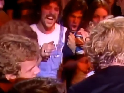 Warren Zevon - Werewolves of London (live at Capital Theater 1982 HD) | KaTman's Video Jukebox