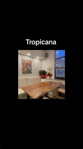 Το Tropicana, μετά από δεκαετίες, έρχεται να αναβιώσει μνήμες, μέσα από σύγχρονες προτάσεις.