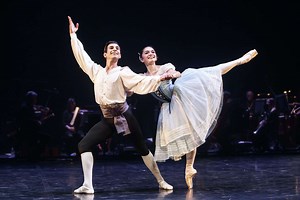 Ballet company performs for first time since lockdown