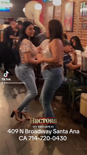 HÉCTORS ON BROADWAY Mexican Kitchen · Seafood · Bar 🌮 Comida deliciosa, bebidas frías y música en vivo hasta las 2 AM! 🎶 Ven a disfrutar el mejor ambiente en Santa Ana! 📍 409 N Broadway | 📞 714-720-0430