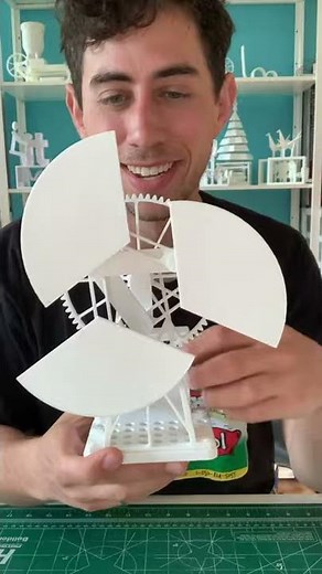 The Exploding Circle - A 3D Printed Kinetic Sculpture