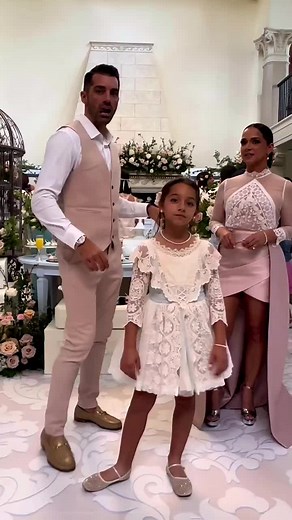 Disfrutando cada celebración de Alaïa con un baile 🎉 #fun #dance #fypシ