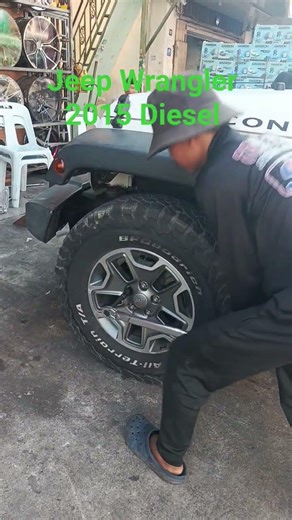 How to test Tire Jeep Wrangler 2015 Diesel