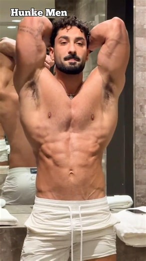 Aesthetic#aesthetic#muscle#motivation#posing#abs#chest#biceps#model#body#hunk#gym#workout#back#bulge