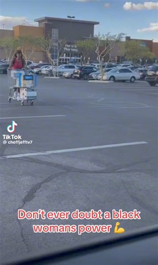 Ladies, we really do deserve the crowns we wear on a daily basis 👑 How many things are we able to do that seem like the hardest for men to do? Always believe in your power sis 💕 #DivasInc | Divas Inc Online