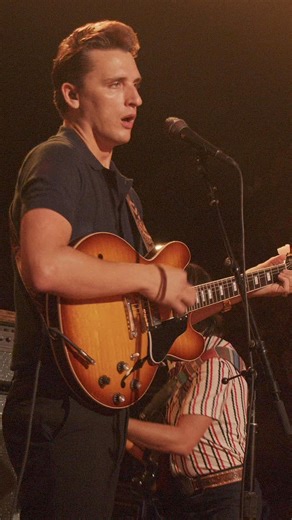 We’re big fans of Eddie 9v, glad we got to play one with him last night! | Red Clay Strays