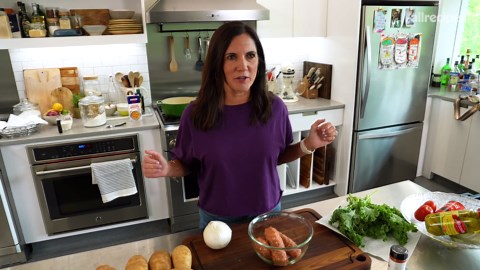 How to Make Olive Garden's Soup, Salad and Breadsticks