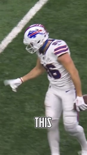 🏈🏈🏈 Make sure to check out the Bet on Sports section of @dailyracingform with news, sportsbook reviews & up to $5,000 in sportsbook offers. ⬇️⬇️⬇️ https://drf.com/sports-betting/offers @etoft21 has a play for Saturday to try and help you turn those offers into even more! | Daily Racing Form