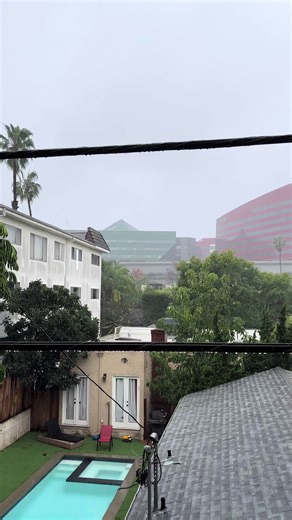 Ofc I decided to move on the rainiest weak ever😭 #LA #weather #rainyday #losangeles #california