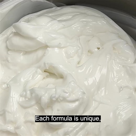 How is personalized skincare made? 👀 Unlike generic products, our formulas are freshly crafted in our Canadian lab—made just for you. Transparency, science, and innovation—designed for your skin. | Omy Laboratoires