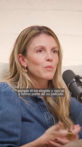 Los niños no necesitan lecciones, necesitan ejemplo. En su charla con Vicky Martín Berrocal, Crys Dyaz confiesa que sus hijos entrenan porque lo han visto en casa. Porque si tú normalizas el movimiento, ellos lo integran. Porque si tú comes bien, ellos no lo ven como un castigo. ¿Y si educar no fuese tanto decir lo que está bien, sino vivirlo? 💭 Una conversación sobre maternidad, salud y cómo sembrar buenos hábitos desde el cariño y la rutina. Perfecto para quienes creen que criar también es en