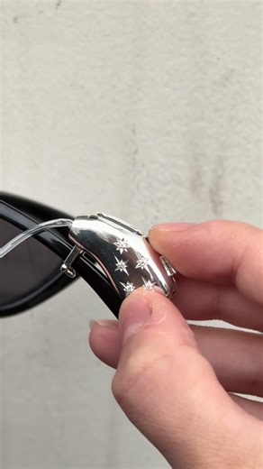 Innovative Hearing Aids and Glasses for Stylish Comfort