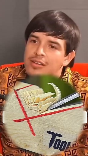 971K views · 9.3K reactions | #podcast #clipspodcast #tools #foryoupage #fyp #diy #tiktok #foryourpage #CulturaGeek #TechReels #DatosCuriosos #FrikisUnidos #CuriosidadesTech #Gadgets #PixelLife #GeekViral #MundoTech #CuriosidadesEn1Minuto | Memes de la vida real | Facebook