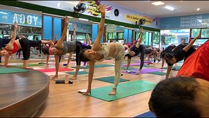 25K views · 660 reactions | 10 minute daily routine Power Vinyasa yoga workout | Master Yoga | Facebook