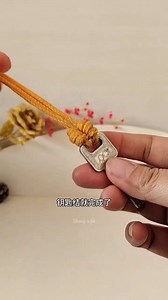 一学就会的钥匙结系法,实用还好看. How to Tie a Key Knot with Reused Bag String. #crafting #fyp #编绳 | Zheng A Fei
